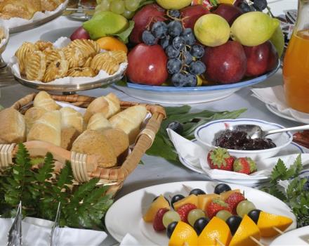 Vuoi un hotel a Napoli con ristorante? Scegli Best Western Hotel Paradiso