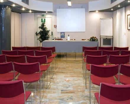 Sie sollen ein Event organisieren und suchen einen Meetingsaal in Neapel? Entdecken Sie das Best Western Hotel Paradiso