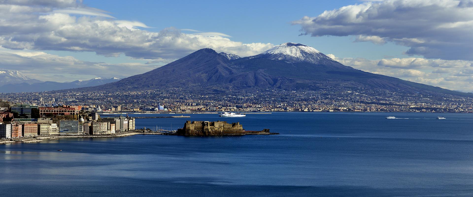 La maravillosa vista del Golfo de Nápoles desde el Hotel Posillipo