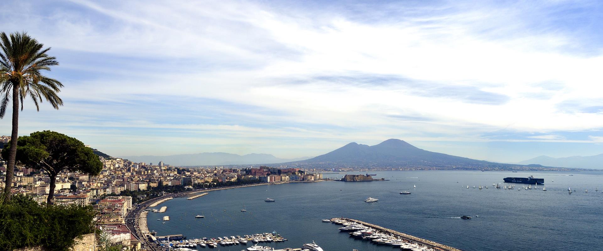 Panoramica Mergellina dal BW Signature Collection Hotel Paradiso dai Napoli, Albergo 4 Stelle a Posillipo