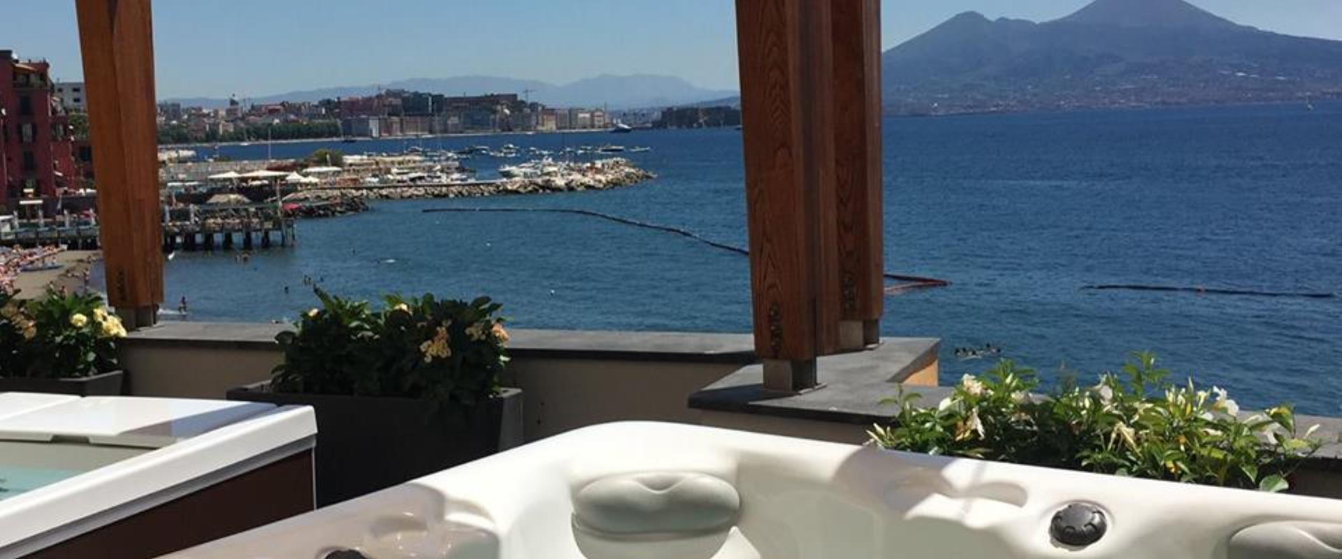 L'Hotel Paradiso propone ai suoi clienti il Centro Pausilya per poter trascorrere indimenticabili momenti di relax con vista sul Golfo