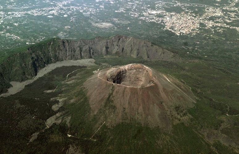 Vesuvio - Visitare Napoli