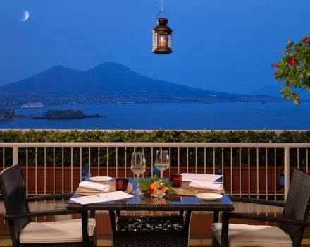 Terrazzo del ristorante Paradiso Blanco, BW Signature Collection Hotel Paradiso, Napoli