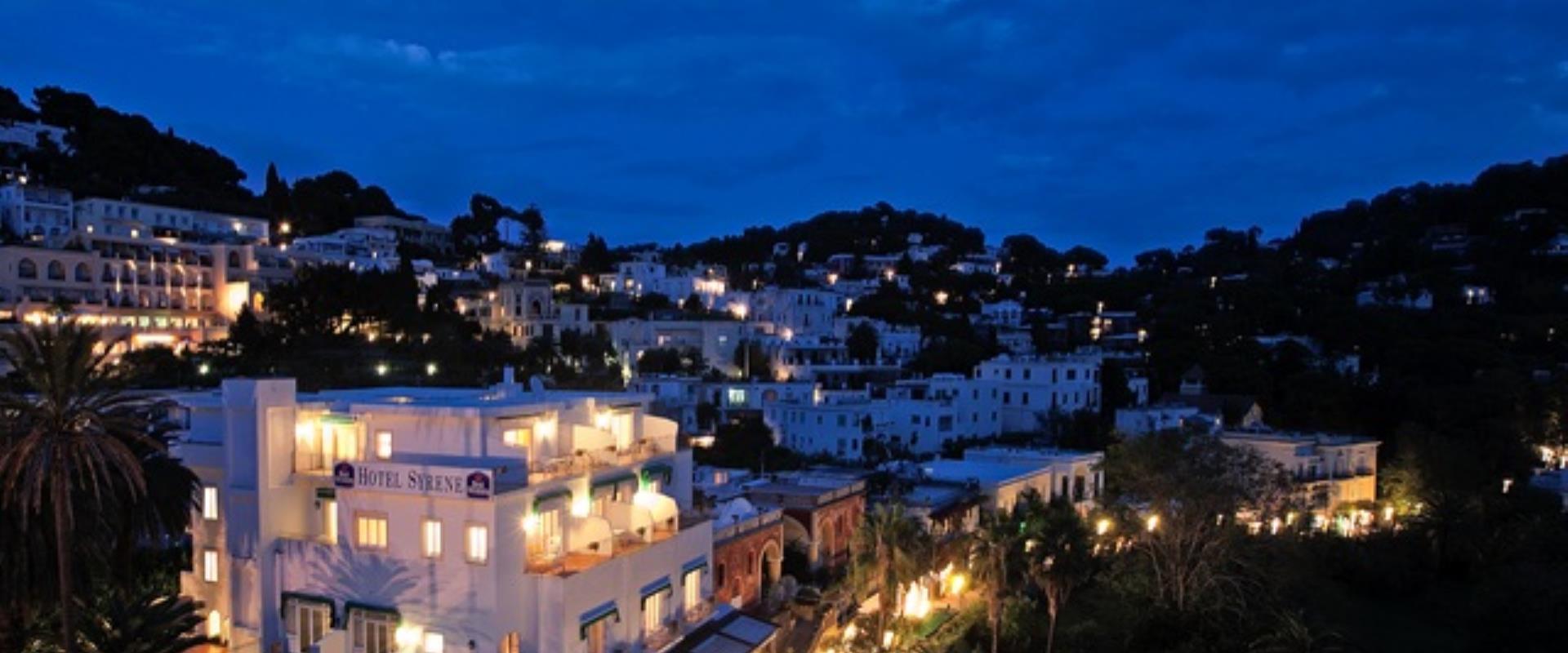 The breathtaking view of Capri, one of the most beautiful islands of Italy!